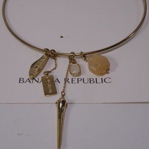 Banana republic Multi charm stone Collar necklace NWT 58